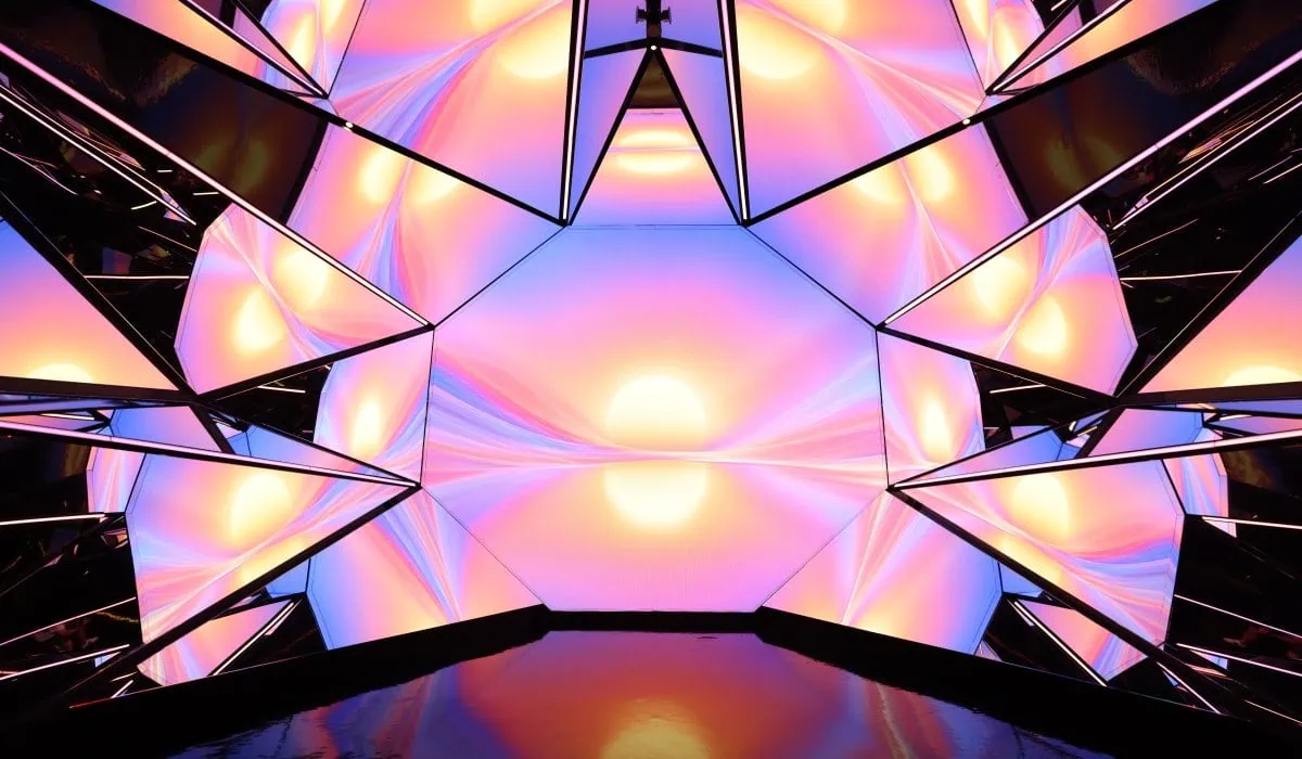 NYC’s largest kaleidoscope room located at Edge NYC